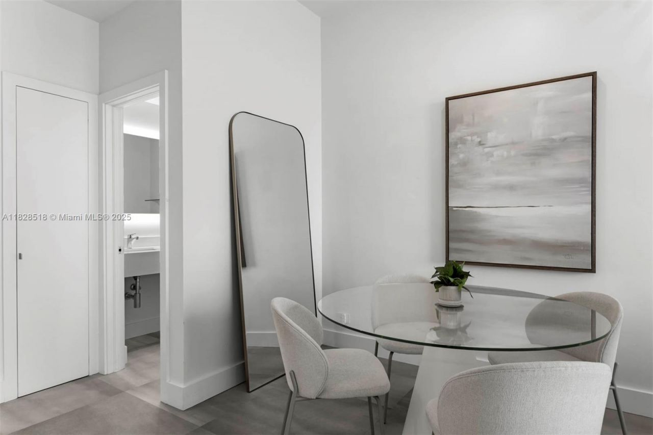 888 Brickell Key Dr, Unit 2606, Miami, FL 33131 Photo