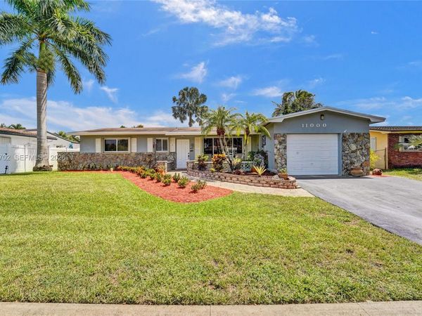 11000 NW 20th St, Pembroke Pines, FL 33026