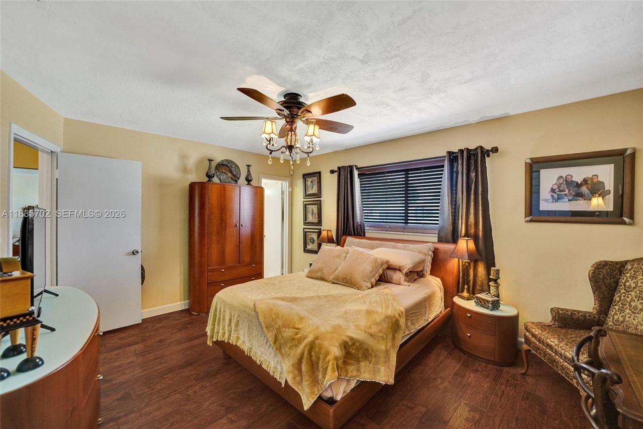 11000 NW 20th St, Pembroke Pines, FL 33026 Photo