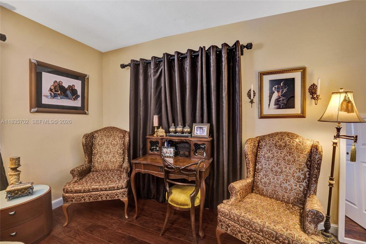 11000 NW 20th St, Pembroke Pines, FL 33026 Photo