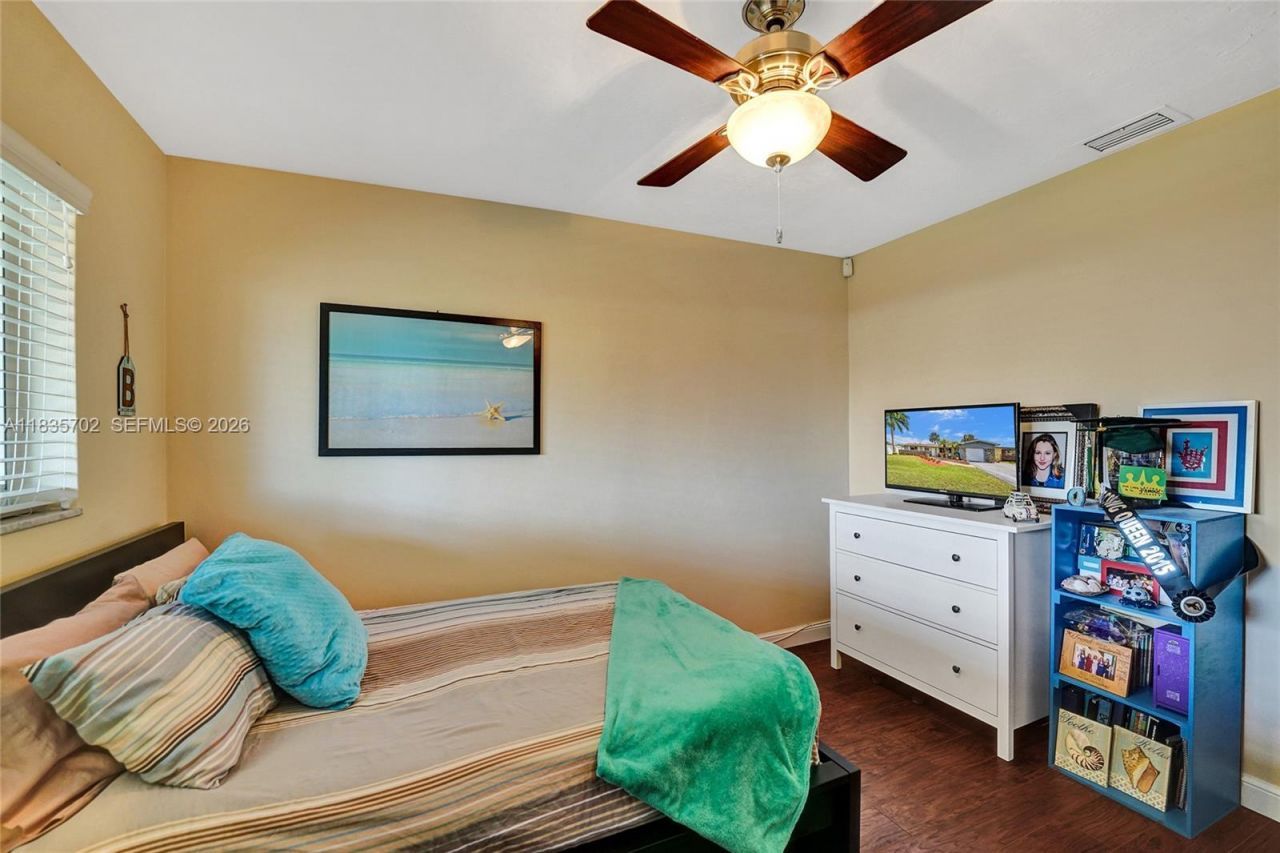 11000 NW 20th St, Pembroke Pines, FL 33026 Photo