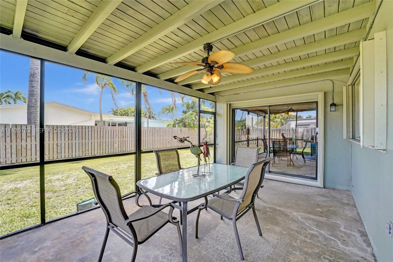 11000 NW 20th St, Pembroke Pines, FL 33026 Photo