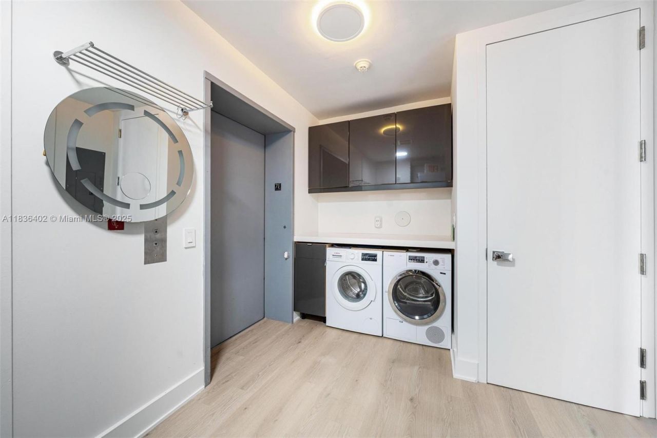 5959 Collins Ave, Unit 705, Miami Beach, FL 33140 Photo