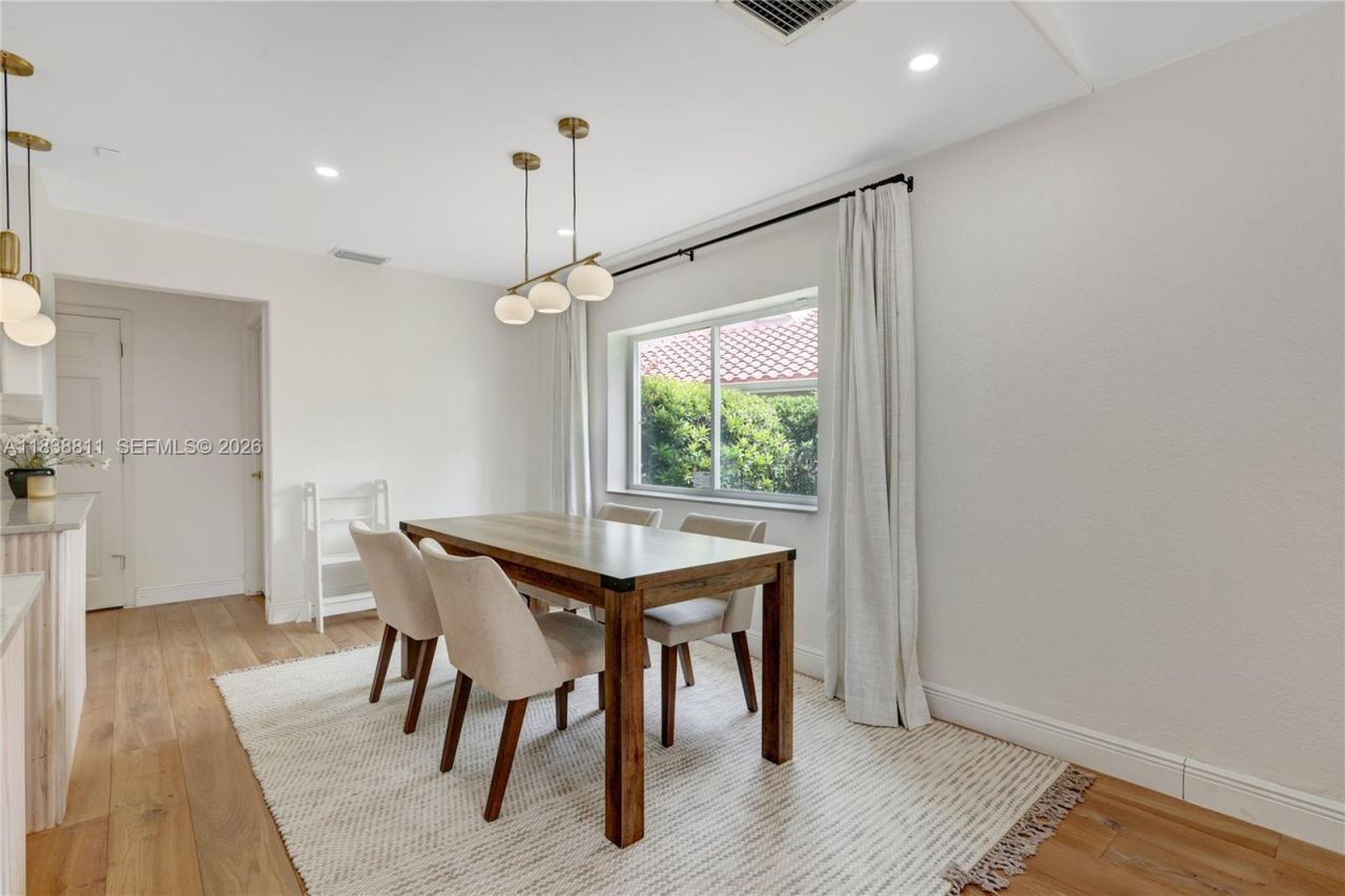 1503 NW 178th Ln, Pembroke Pines, FL 33029 Photo