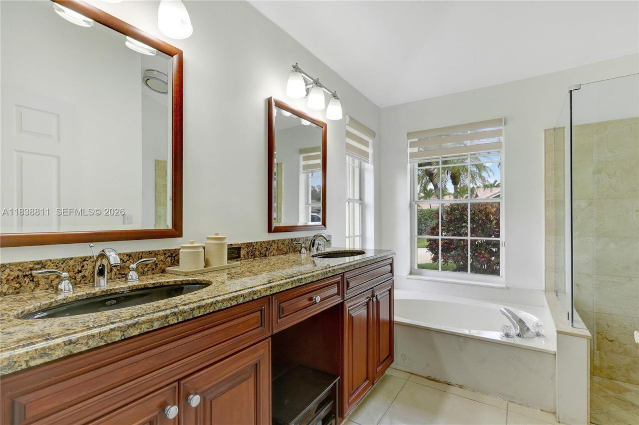 1503 NW 178th Ln, Pembroke Pines, FL 33029 Photo