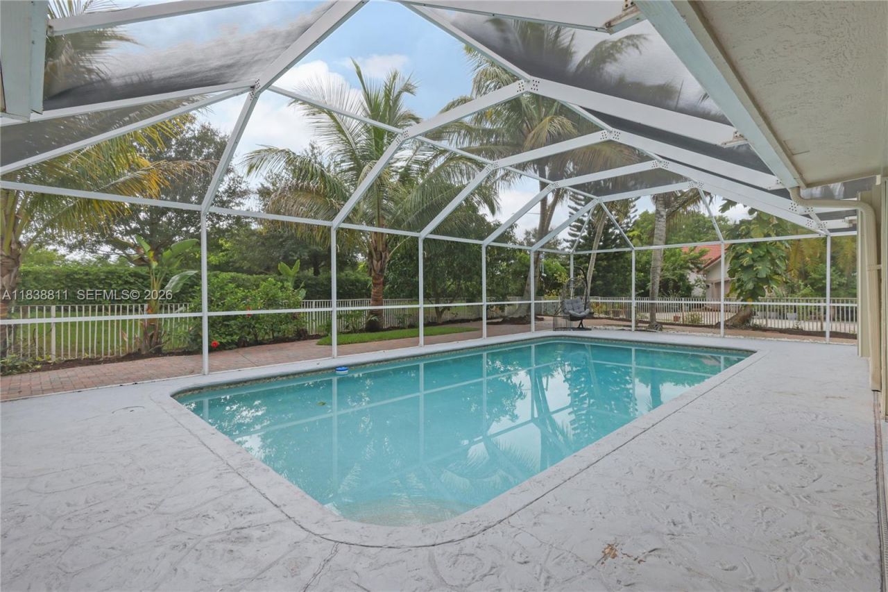1503 NW 178th Ln, Pembroke Pines, FL 33029 Photo