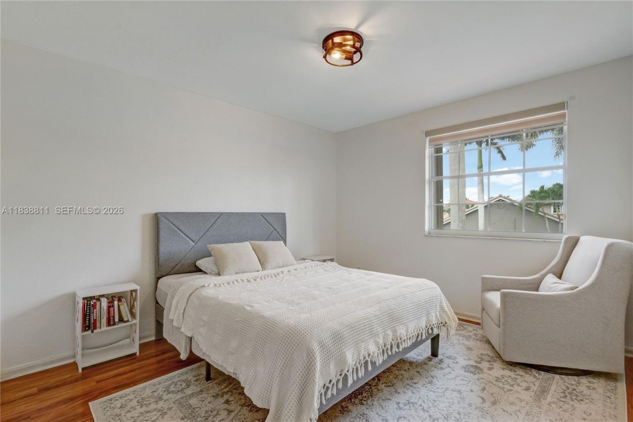 1503 NW 178th Ln, Pembroke Pines, FL 33029 Photo