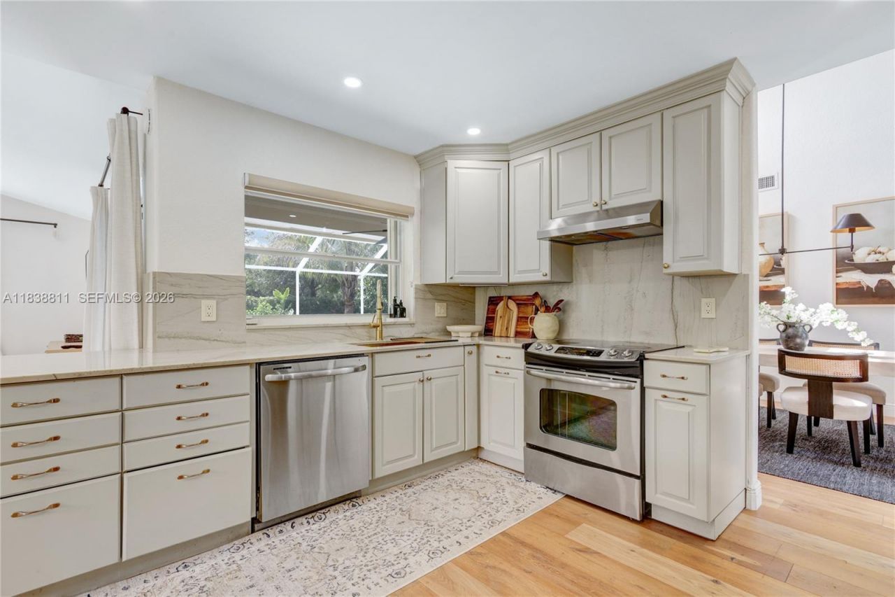 1503 NW 178th Ln, Pembroke Pines, FL 33029 Photo