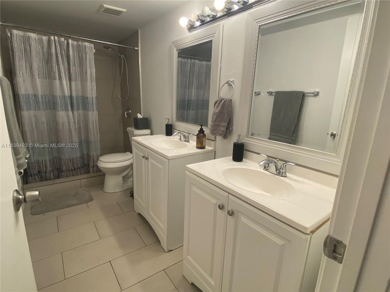 1301 NE 7th St, Unit 101, Hallandale Beach, FL 33009 Photo