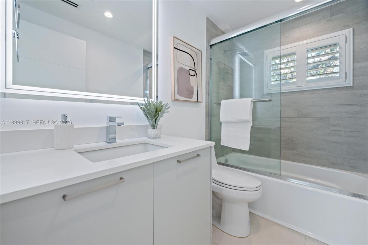 2511 Tequesta Ln, Coconut Grove, FL 33133 Photo