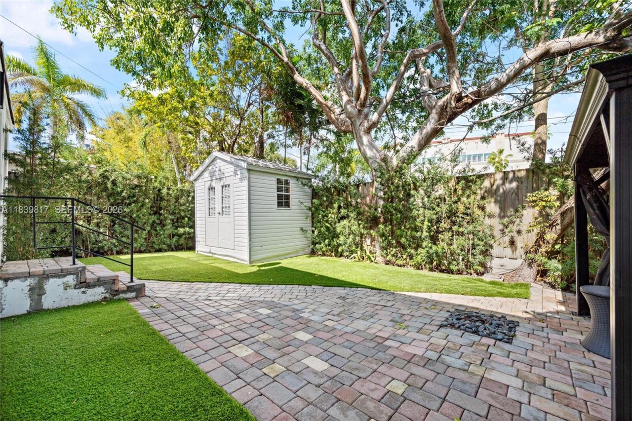 2511 Tequesta Ln, Coconut Grove, FL 33133 Photo