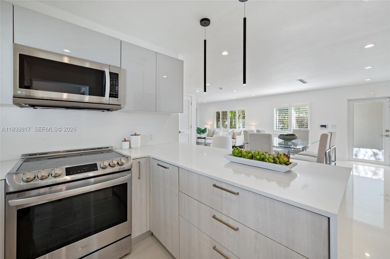 2511 Tequesta Ln, Coconut Grove, FL 33133 Photo