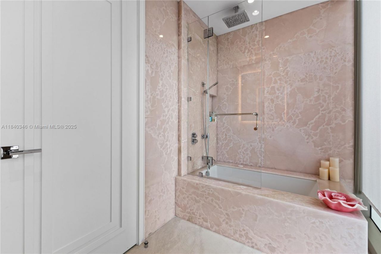 17901 Collins Ave, Unit TS4205, Sunny Isles Beach, FL 33160 Photo