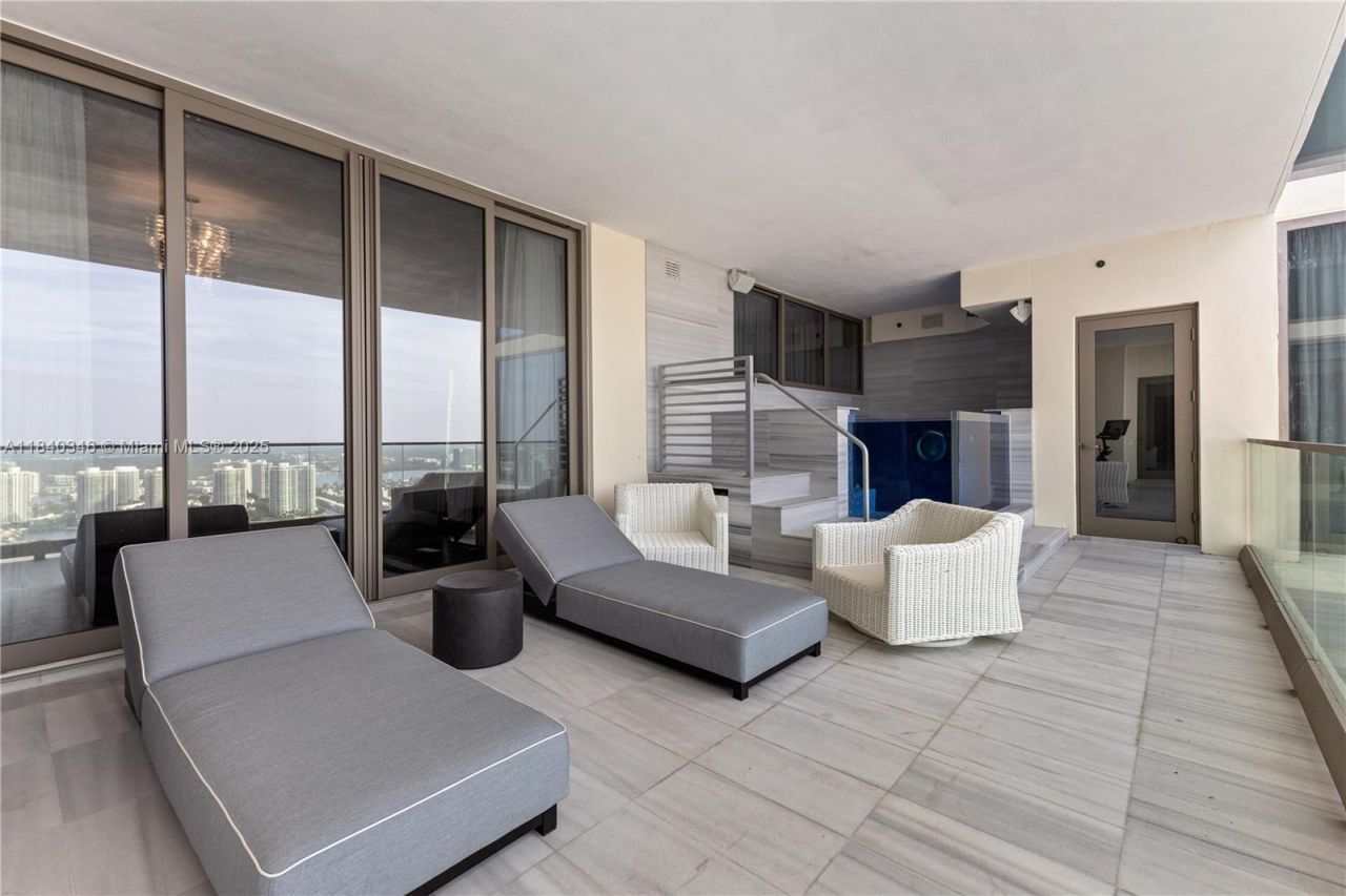17901 Collins Ave, Unit TS4205, Sunny Isles Beach, FL 33160 Photo