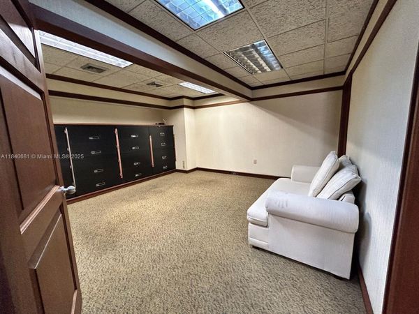 2650 Biscayne Blvd, Miami, FL 33137