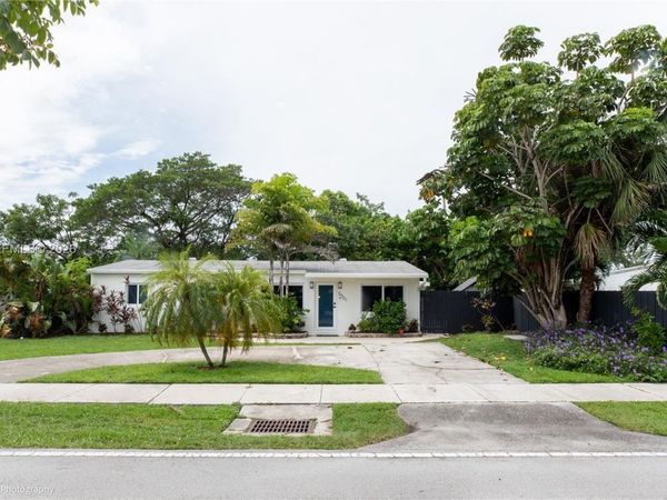 5901 NE 4th Ave, Unit 1, Oakland Park, FL 33334