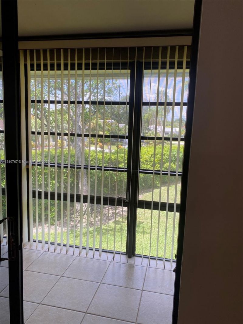 10407 E Clairmont Cir, Unit 210, Tamarac, FL 33321 Photo