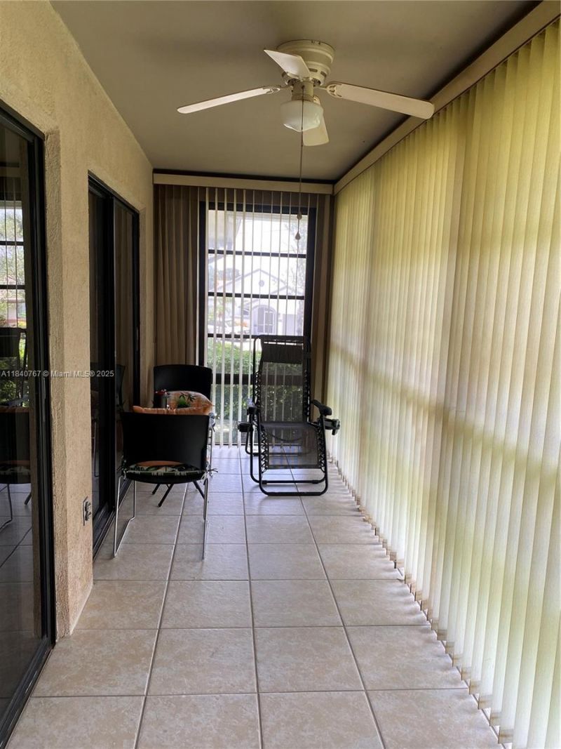 10407 E Clairmont Cir, Unit 210, Tamarac, FL 33321 Photo