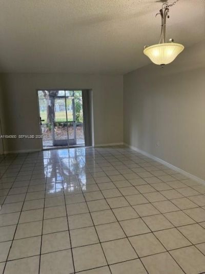 422 NE 210 Cir Ter, Unit 103-1, Miami, FL 33179 Photo