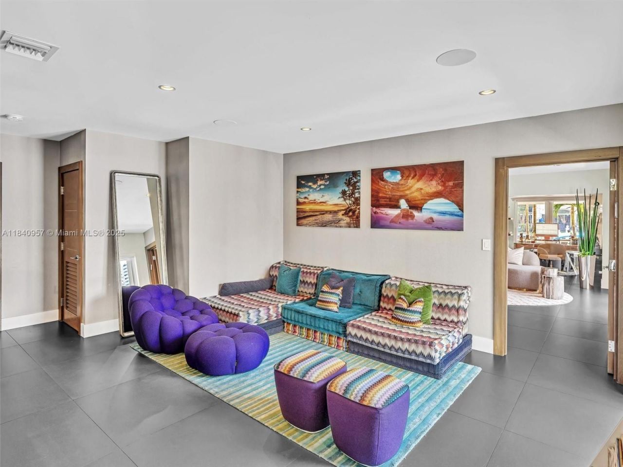 307 Holiday Dr, Hallandale Beach, FL 33009 Photo