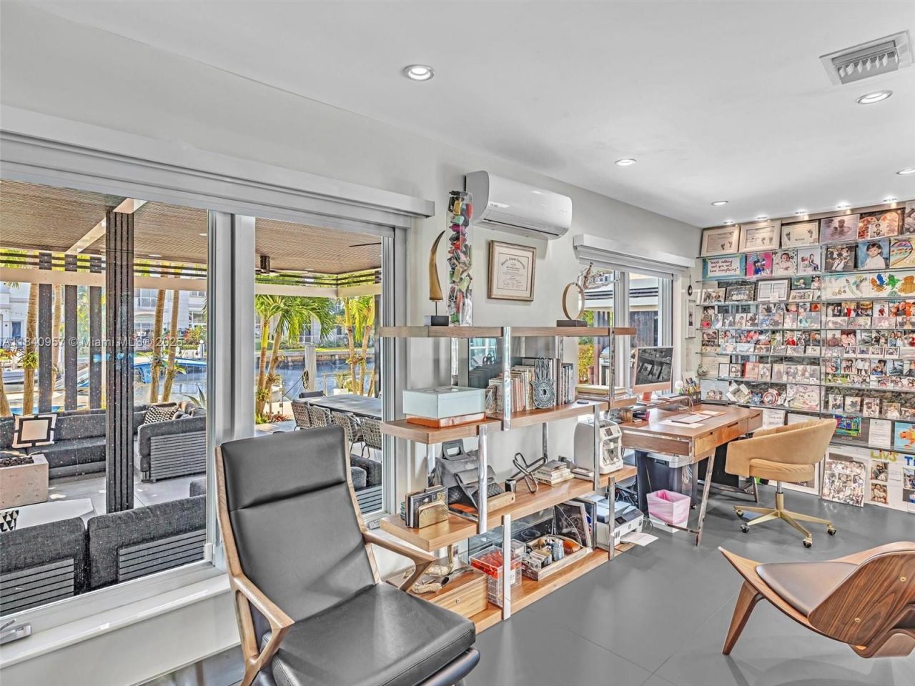 307 Holiday Dr, Hallandale Beach, FL 33009 Photo