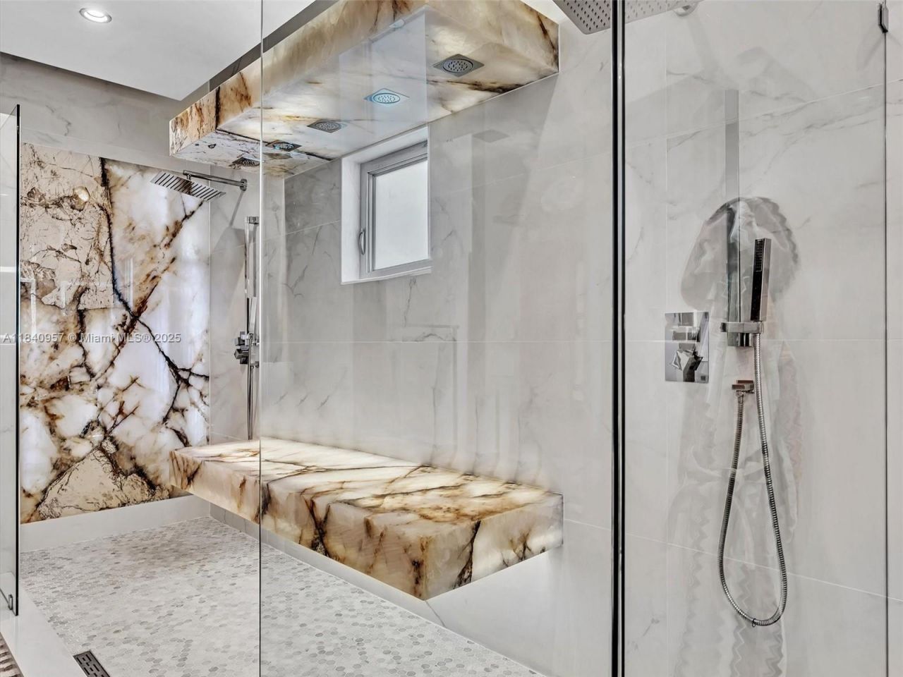 307 Holiday Dr, Hallandale Beach, FL 33009 Photo