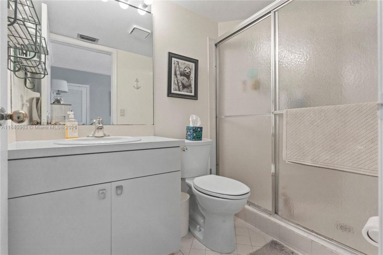 99 Seabreeze Ave, Unit 1, Delray Beach, FL 33483 Photo