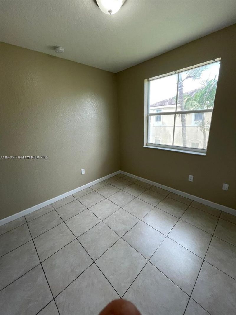 1666 SE 27th Ct, Unit 208, Homestead, FL 33035 Photo