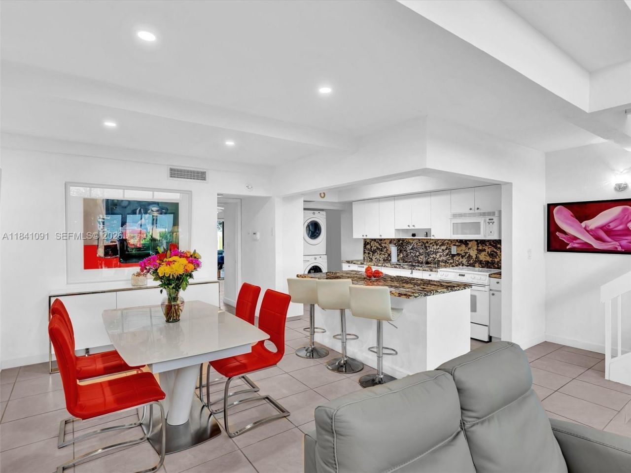 19200 NE 25th Ave, Unit 323C, Miami, FL 33180 Photo