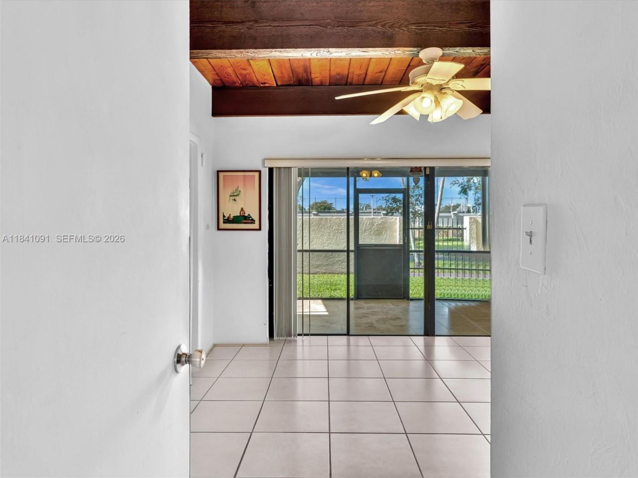 19200 NE 25th Ave, Unit 323C, Miami, FL 33180 Photo