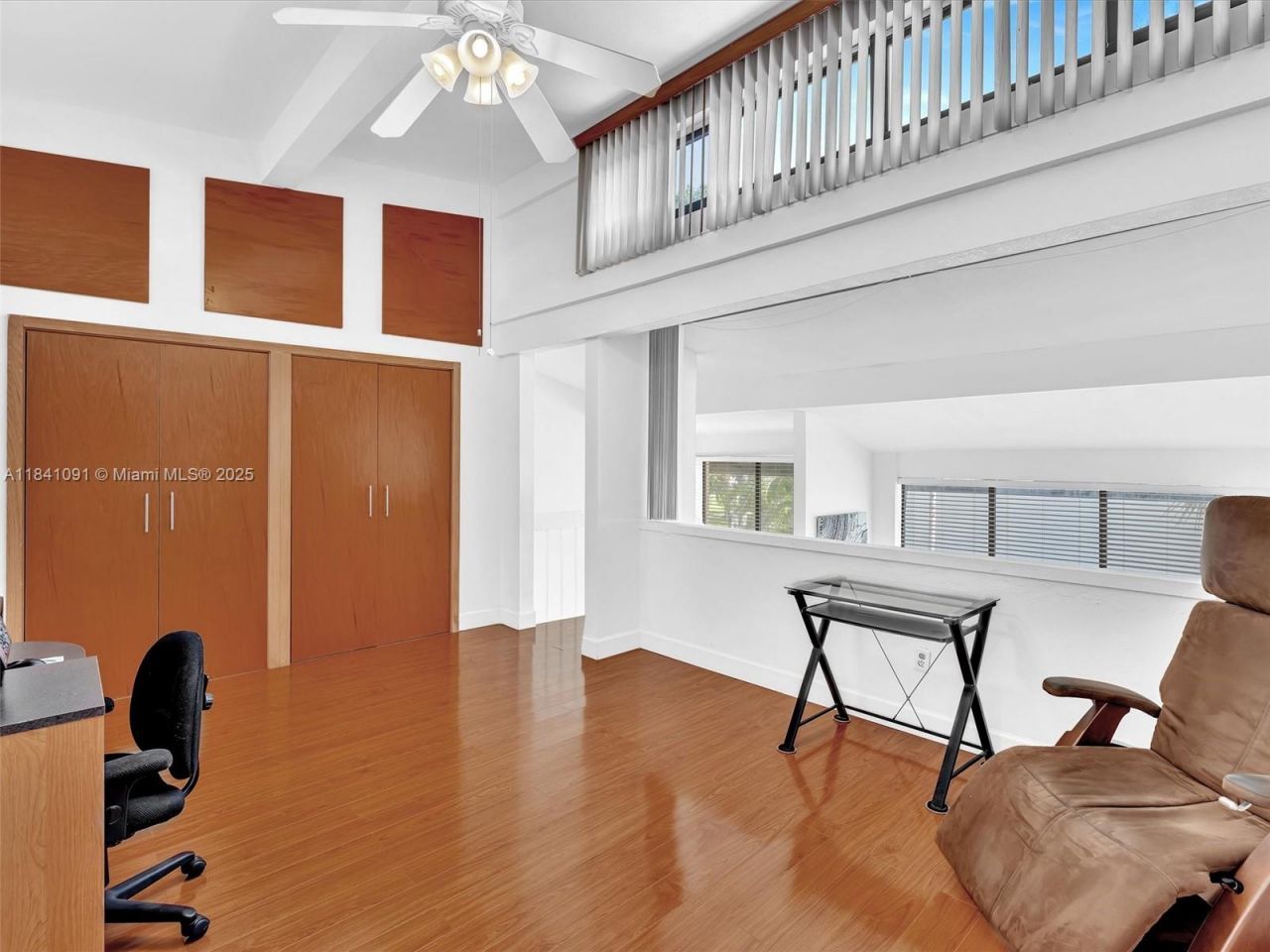 19200 NE 25th Ave, Unit 323C, Miami, FL 33180 Photo