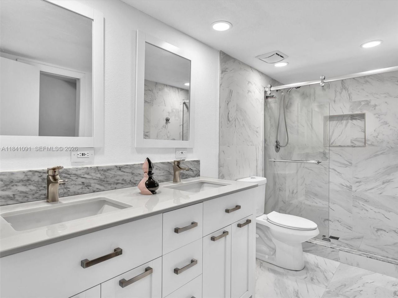 19200 NE 25th Ave, Unit 323C, Miami, FL 33180 Photo