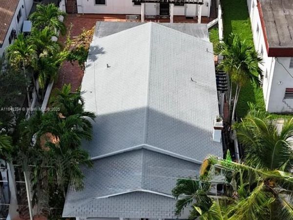 1238 SW 4th St, Miami, FL 33135