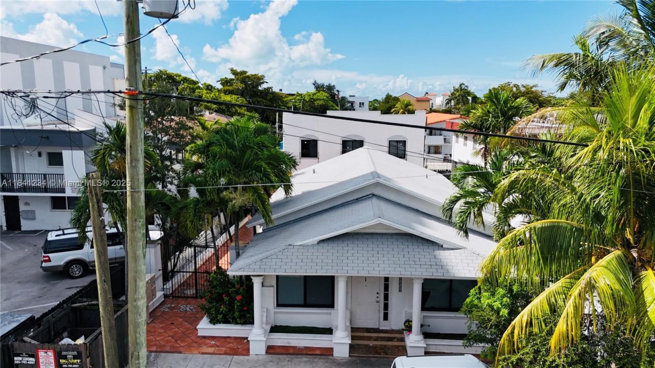 1238 SW 4th St, Miami, FL 33135 Photo