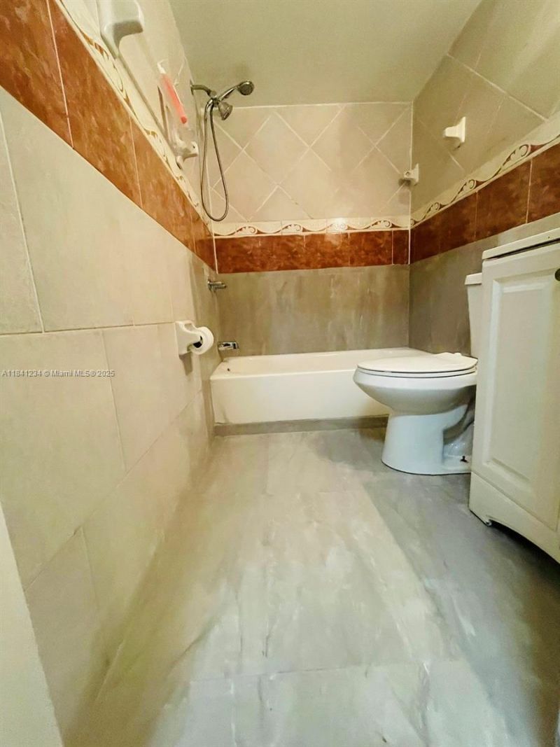 1238 SW 4th St, Miami, FL 33135 Photo