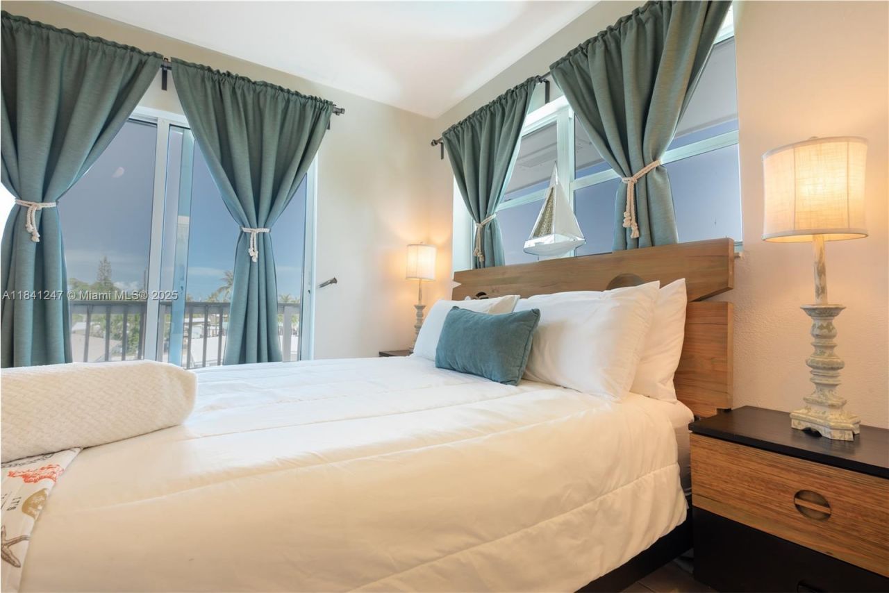 440-442 48th Street Ocean, Marathon, FL 33050 Photo