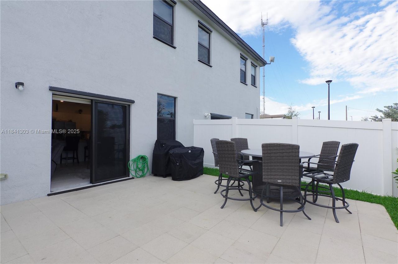 20441 NW 4th Ct, Miami Gardens, FL 33169 Photo