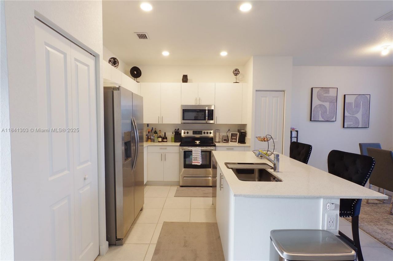 20441 NW 4th Ct, Miami Gardens, FL 33169 Photo