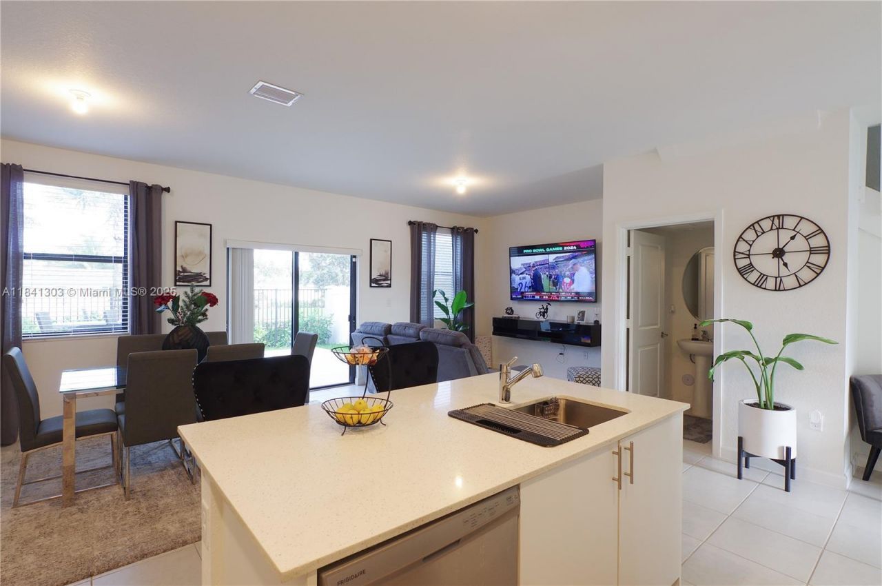 20441 NW 4th Ct, Miami Gardens, FL 33169 Photo