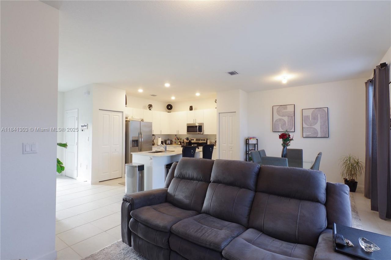 20441 NW 4th Ct, Miami Gardens, FL 33169 Photo