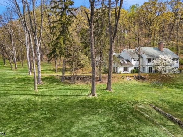 50 Hidden Valley Rd, Far Hills, NJ 07931