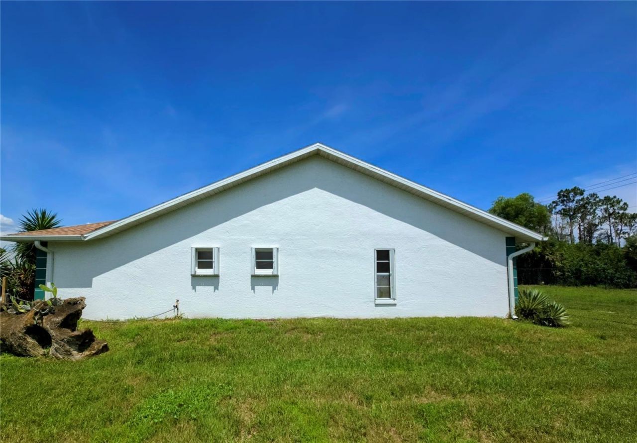 3320 Sabal Springs Boulevard, North Fort Myers, FL 33917 Photo