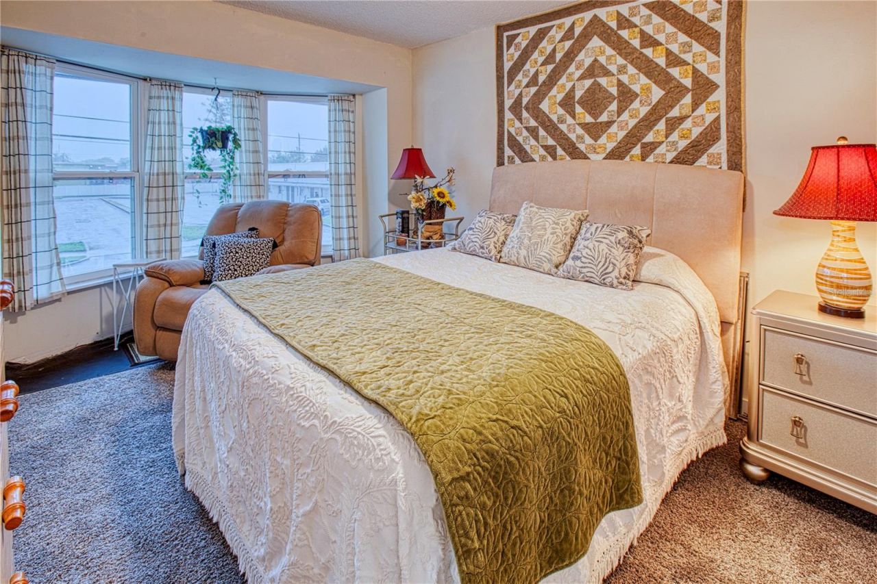 3100 Hartford Street N, Unit 203, Saint Petersburg, FL 33713 Photo