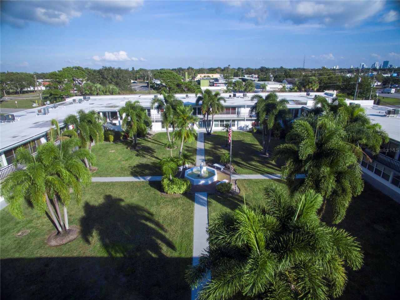 3100 Hartford Street N, Unit 203, Saint Petersburg, FL 33713 Photo