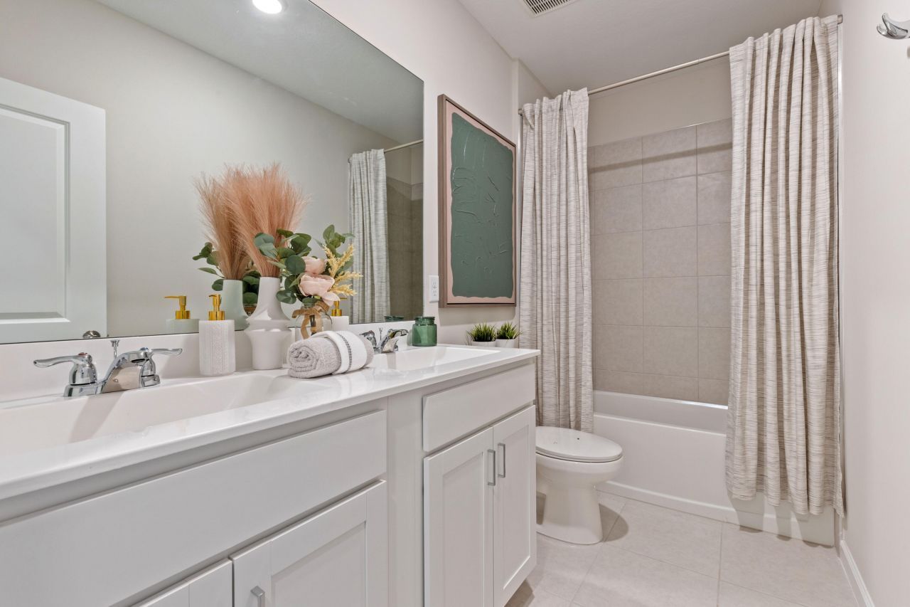 6213 NW Sweetwood Drive, Port Saint Lucie, FL 34986 Photo