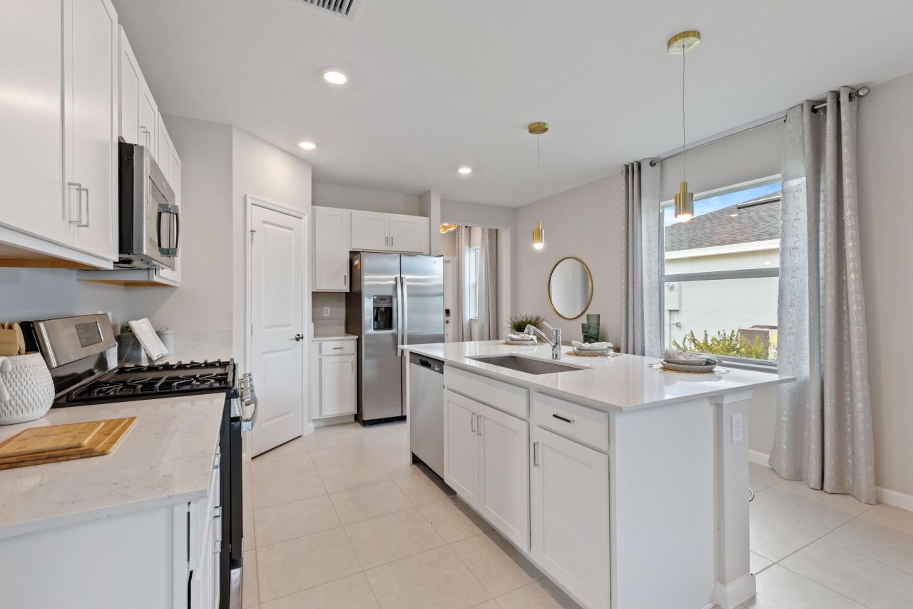 6213 NW Sweetwood Drive, Port Saint Lucie, FL 34986 Photo