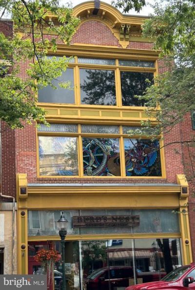 19 N Hanover Street, Carlisle, PA 17013 Main Photo