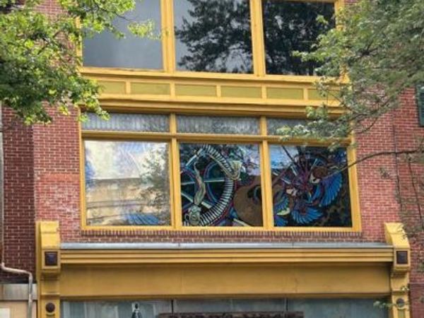 19 N HANOVER STREET, CARLISLE, PA 17013