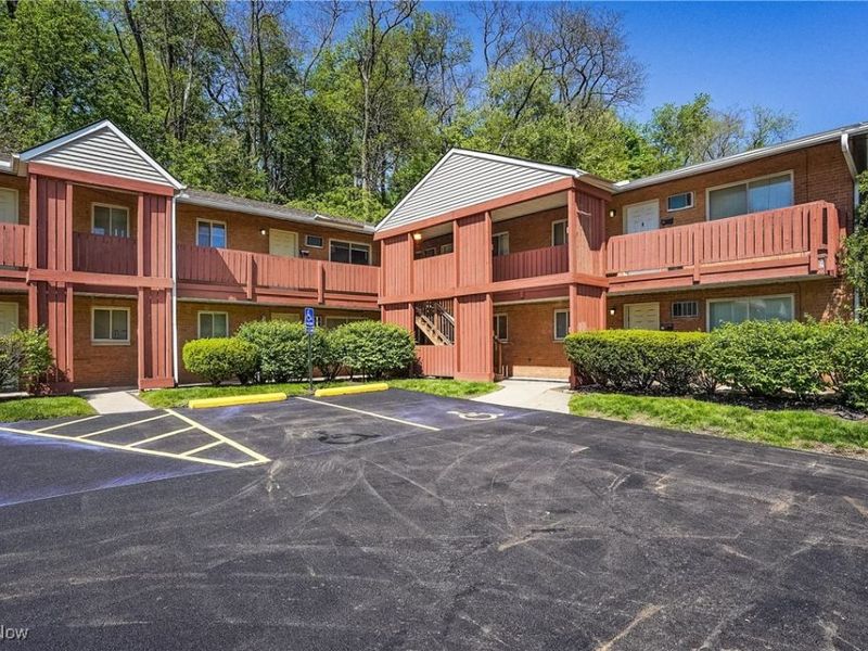 2323 Newton Street, Akron, OH 44305 Photo 3