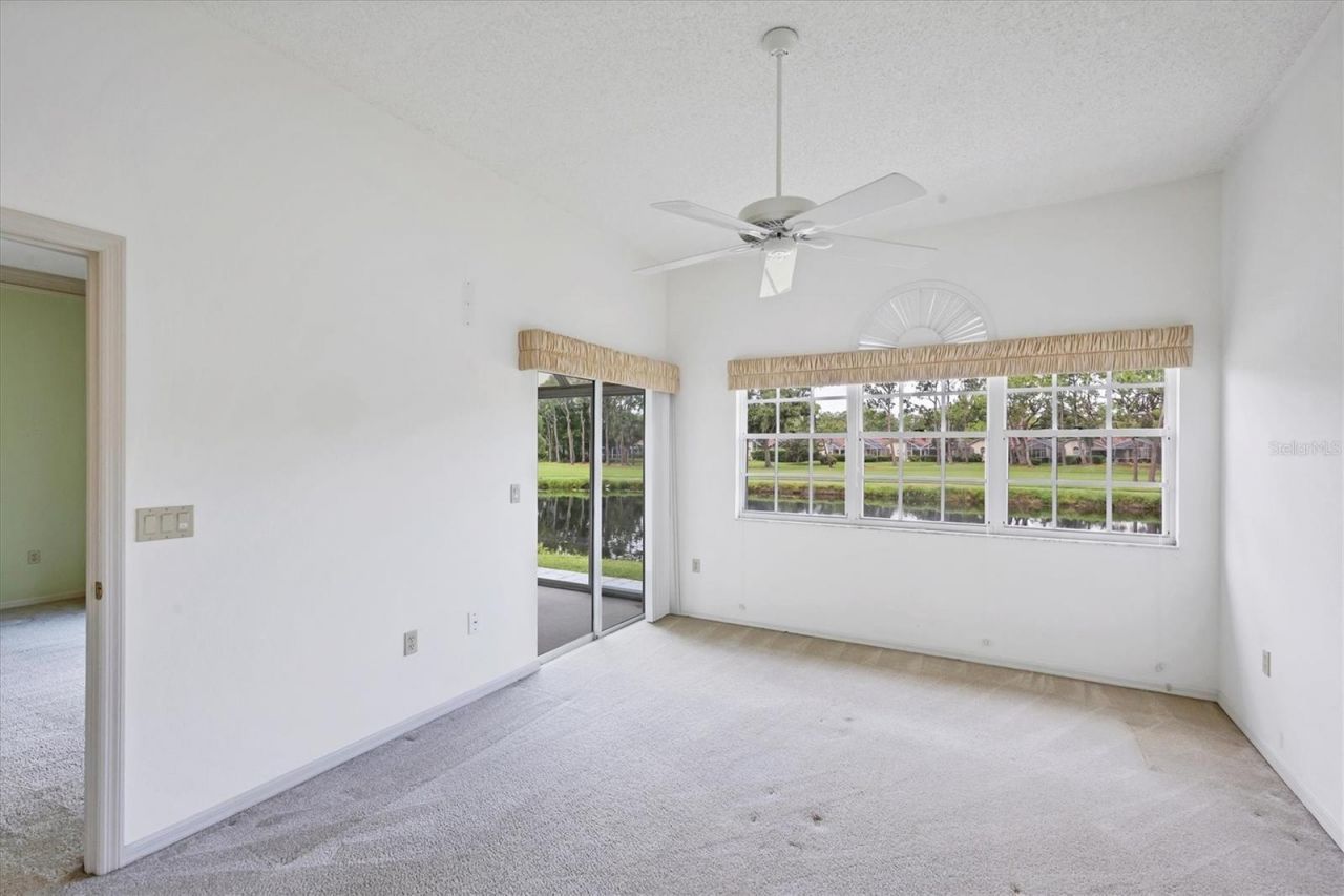 5662 Long Common Circle, Unit 8, Sarasota, FL 34235 Photo